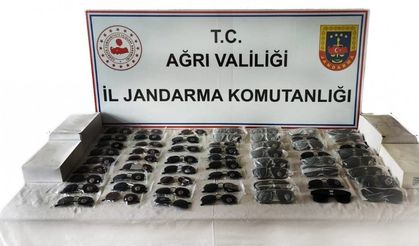 Ağrı’da 1 milyon 200 lira değerinde kaçak gözlük ele geçirildi