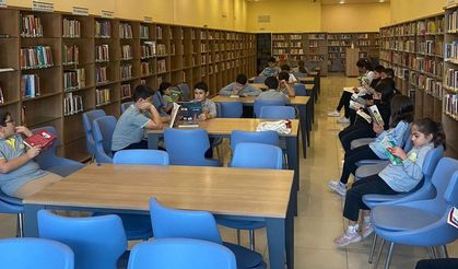 Alışkanlık yapan kütüphane