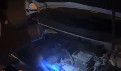 Arama yapılan araçtan 5 ruhsatsız tabanca çıktı