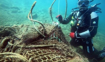 Aydın’da denizler hayalet ağlardan temizleniyor