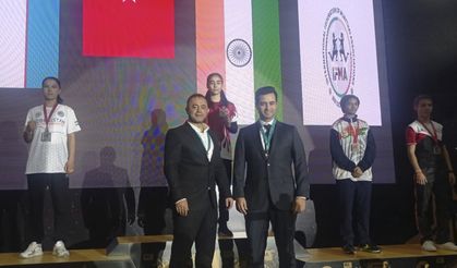 Korkmaz kardeşlerden biri dünya şampiyonu, diğer dünya ikincisi oldu