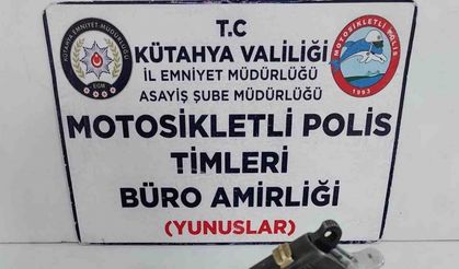 Kütahya’da Yunus Timleri ruhsatsız tabanca ele geçirdi