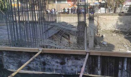 Mardin’de kütüphane inşaatında çökme: 4 yaralı