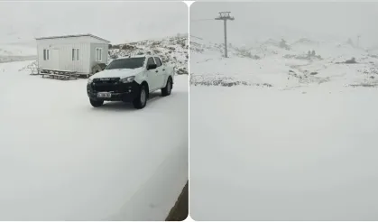 Denizli'nin Bozdağ'ı Karla Kaplandı: Vatandaşlar Görsel Şölenin Tadını Çıkardı