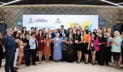 Denizli'de 'Geçmişin Altın İzleri' sergiye çıktı