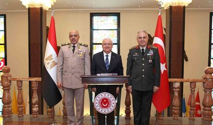 Genelkurmay Başkanı Güler, Mısır Genelkurmay Başkanı Khalifa’yı kabul etti