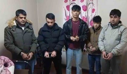 Bayburt’ta 5 düzensiz göçmen yakalandı