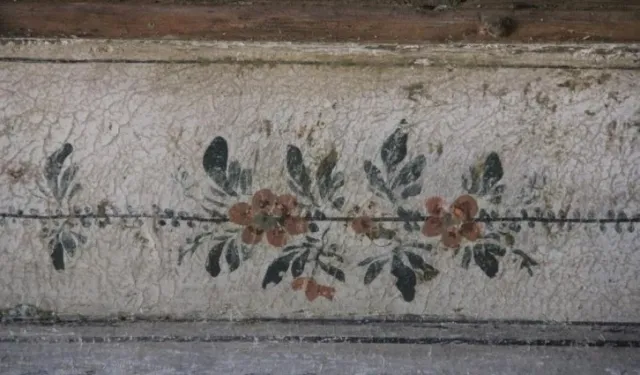 TARİHİ CAMİDE 250 YILLIK OSMANLI MOTİFLERİ GÜN YÜZÜNE ÇIKARILDI