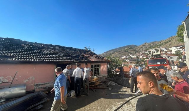 Amasya'da evde çıkan yangın söndürüldü