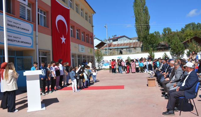Tokat Başçiftlik'te İlköğretim haftası kutlandı