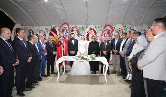 Ak Partilileri Tokat'ta buluşturan düğün 