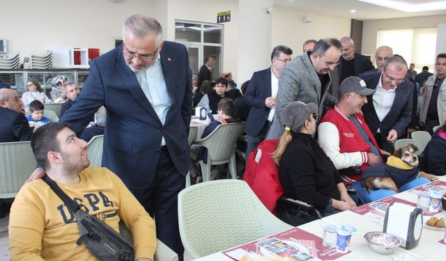 Bafra’da 3 Aralık Dünya Engeller Günü programı düzenlendi