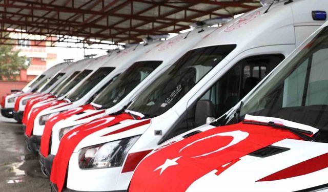 5 yılda 600 bin vakaya ulaşan ambulans ekipleri her ay Türkiye’yi 34 kere turlayacak kadar yol yapıyor