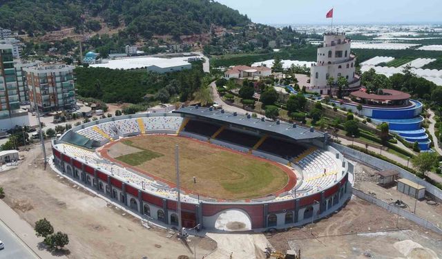 Kumluca Atatürk Stadyumu’nda Sona Yaklaşıldı