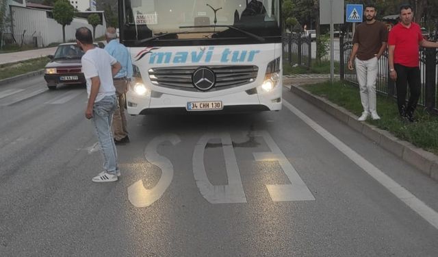 Amasya’da yolcu otobüsünün çarptığı yaya hayatını kaybetti