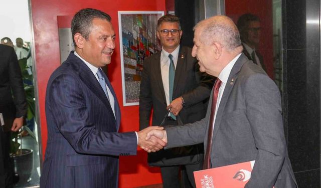 CHP lideri Özgür Özel, Zafer Partisi Genel Başkanı Ümit Özdağ’ı ağırladı
