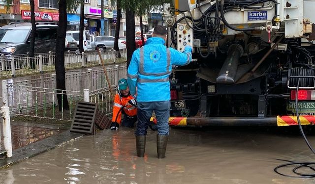 Trabzon'da sağanak etkili oldu