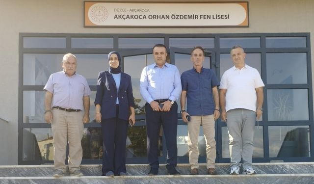 İl milli eğitim müdüründen yeni okul binasında inceleme