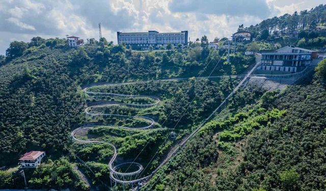 Karadeniz’in ilk ve tek ’dağ kızağı’ 3 ayda yarım milyonu ağırladı