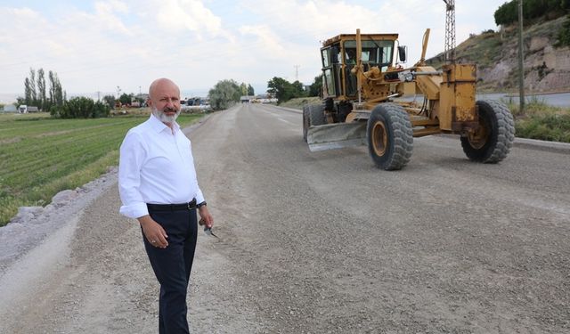 Başkan Çolakbayrakdar: "Merkez ve kırsal mahallelere her alanda hizmet ulaştırıyoruz"