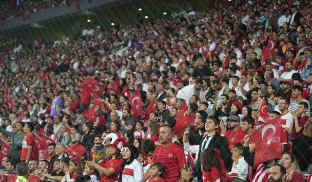 UEFA Uluslar Ligi: Türkiye: 0 - Karadağ: 0 (Maç devam ediyor)