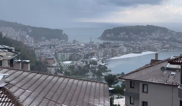 Amasra’da 1 saat içerisinde dört mevsim birden yaşandı