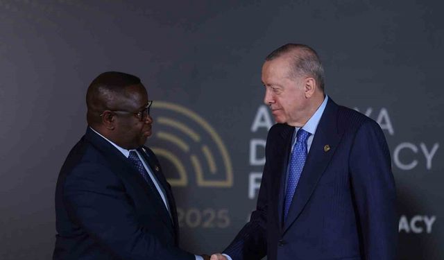 Cumhurbaşkanı Erdoğan, Sierra Leone Cumhurbaşkanı Bio ile görüştü