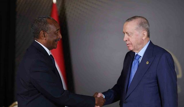 Cumhurbaşkanı Erdoğan, Sudan Egemenlik Konseyi Başkanı Ek Burhan ile görüştü