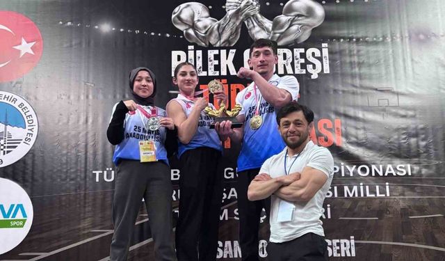 Samsun’un bilekleri Türkiye şampiyonasında zirveyi bırakmadı