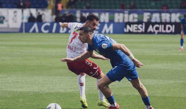 Trendyol Süper Lig: Çaykur Rizespor: 0 Sivasspor: 0 (İlk yarı)