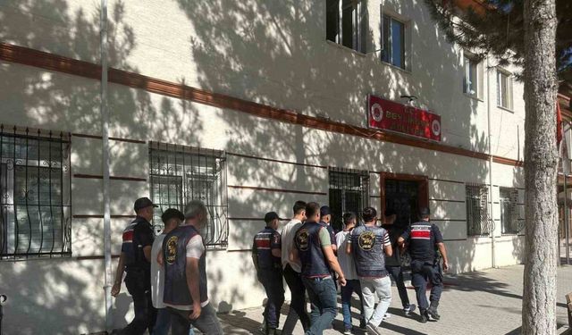 Jandarmadan dolandırıcılık operasyonu, 5 gözaltı