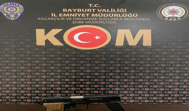 Bayburt polisi kaçakçılığa geçit vermiyor