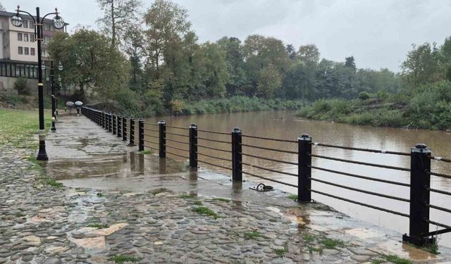 Bartın’da yağış etkiliyor