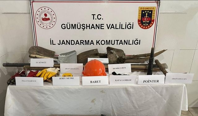 Gümüşhane’de kaçak kazı yapan 4 kişi suçüstü yakalandı