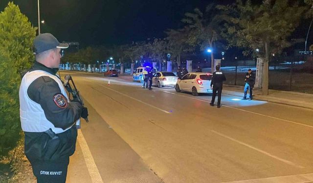 Karaman polisinden kent merkezinde ’şok’ asayiş uygulaması