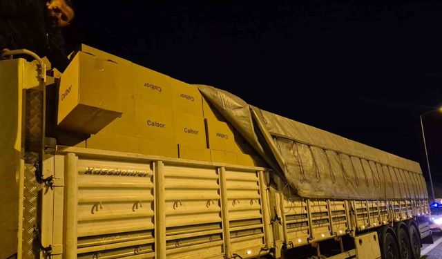 Kırşehir’de 9 milyon 800 bin adet mükerrer bandrollü makaron ele geçirildi