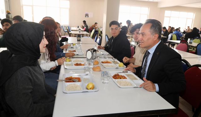 TOGÜ’DEN öğretmen ve öğrenciye LABORATUVAR İMKANI