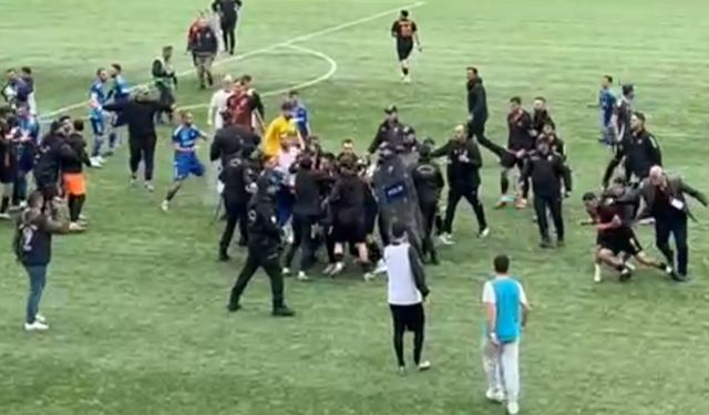 BAL Maçı Karıştı! Murgul’da Futbol Sahası Boks Ringine Döndü