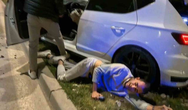 Aksaray Belediyesi'nin trafiğe kapattığı yol kaza meydanına döndü