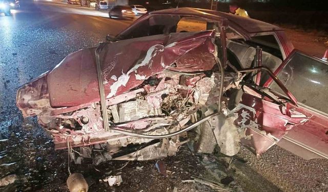 Amasya'da otomobiller çarpıştı: 1 ölü, 3 yaralı