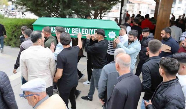 Ankara’daki kazada ölen 4 kişi Aksaray’da son yolculuğuna uğurlandı