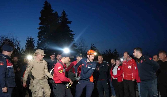 Anne ve oğlunun cenazeleri, Adli Tıp Kurumu’na gönderildi