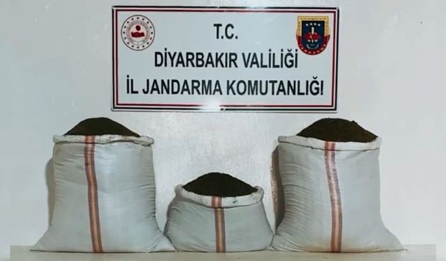 Bakan Yerlikaya, 555 kilogram uyuşturucu maddesi ele geçirildiğini açıkladı