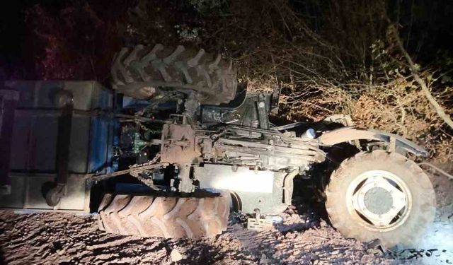 Bolu'da traktör devrildi: 2 yaralı