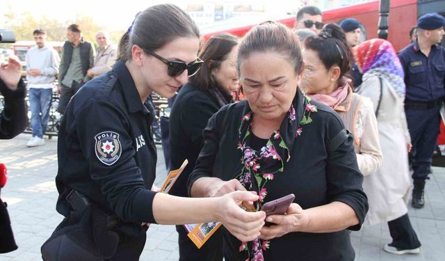 Çarşamba'da kadına yönelik şiddete karşı farkındalık etkinliği