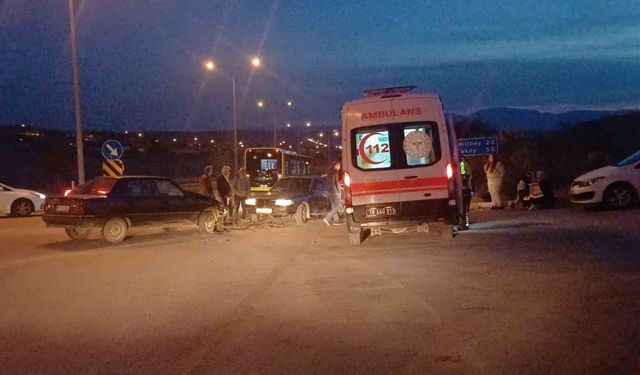 Çorum’da iki otomobil çarpıştı: 1 yaralı