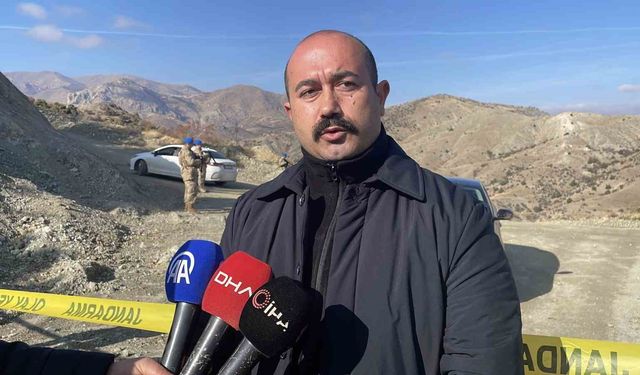 Devam eden heyelan, heyelan altında kalan şantiye müdürünü arama çalışmalarını güçleştiriyor