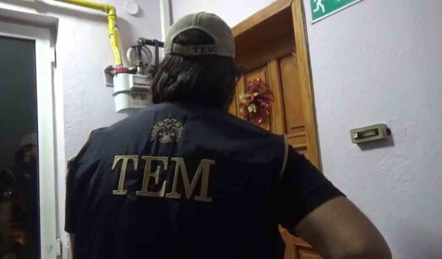 Eskişehir merkezli 4 ilde FETÖ'nün kadın yapılanmasına yönelik operasyonda 16 şahıs yakalandı