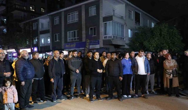 Gürcistan’daki uçak kazasında şehit olan askerlerin naaşları Ankara Adli Tıp Kurumu’na getirildi