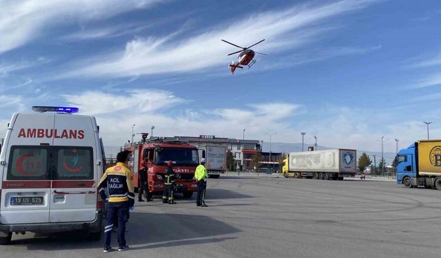 Helikopter ambulans, motosiklet kazasında ağır yaralanan çocuk için havalandı